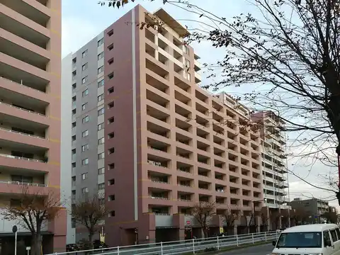 リーセントヒルズパークフロントB棟