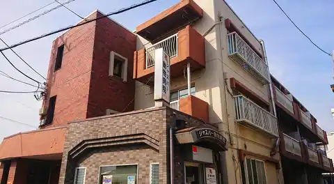 春山ハイツ