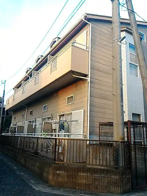 アルバニー荻島