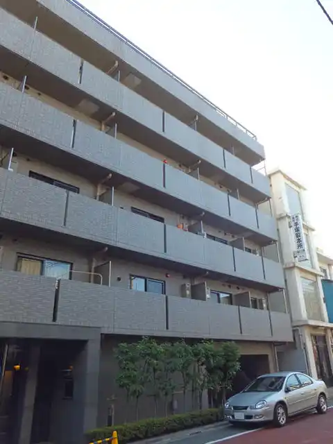 ルーブル新宿水道町