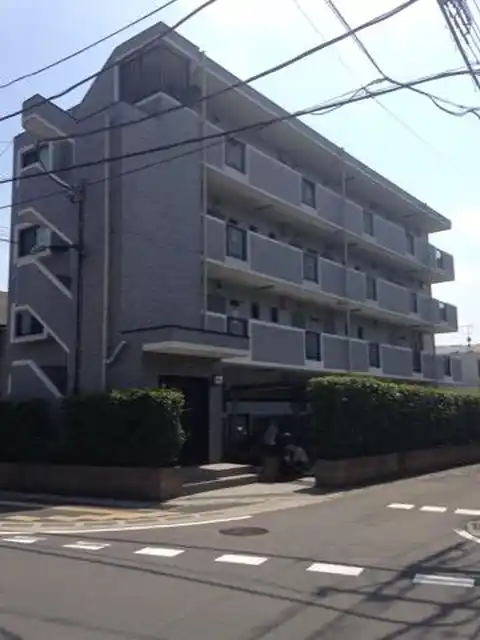 アクアイースト