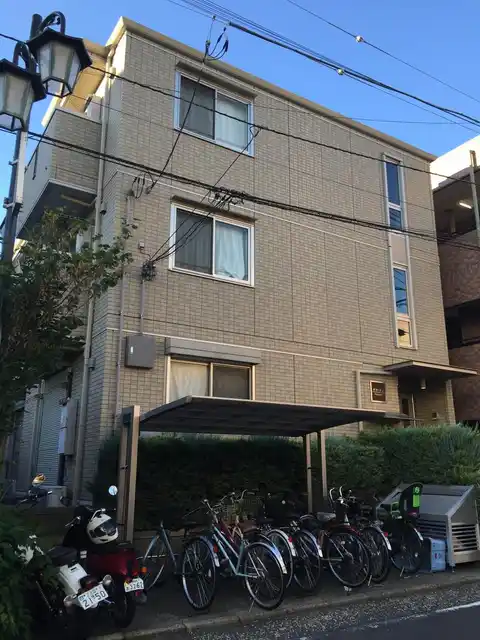 ビラージュ D