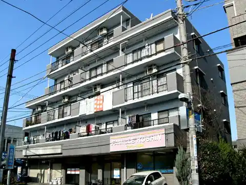 ファミール庚申