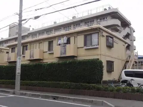 ファミーユ中村壱番館