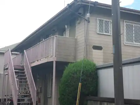 クレストハウス