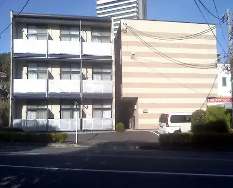レオパレスグリーンリーブズ