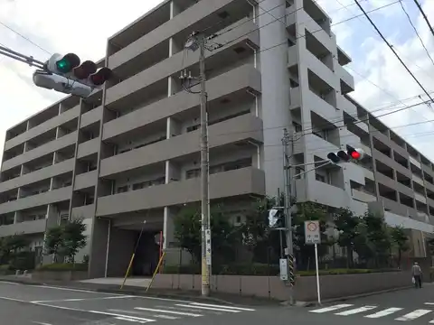 ライオンズヴィアーレ横浜ベイ壱番館