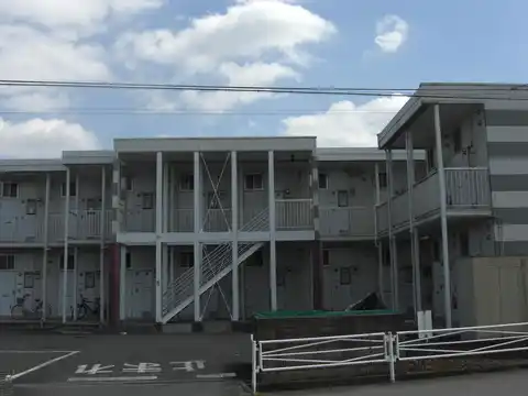 レオパレスササ井