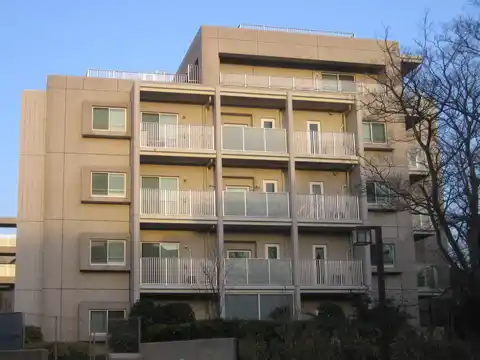 ライオンズ横浜汐見台ヒルズ