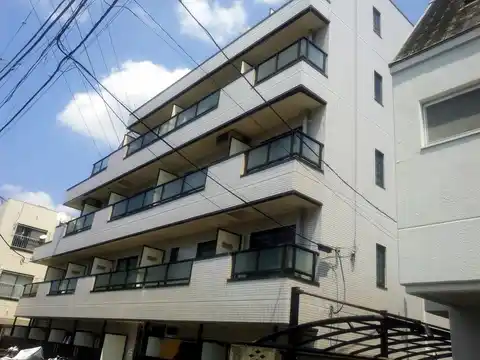 平岡マンション