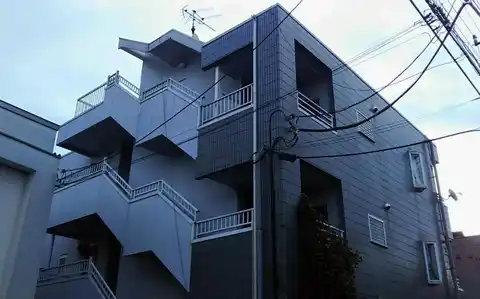 クレセンドサヤマ