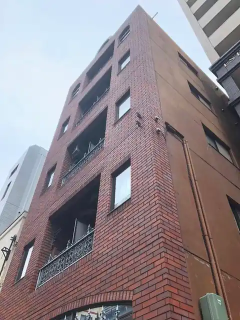 スリーフォークスビル