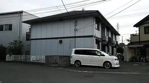 クレセントパレス