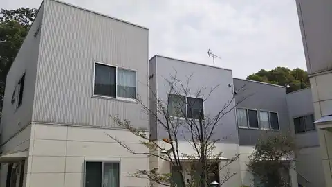 御殿町アパートメントハウス弐番館