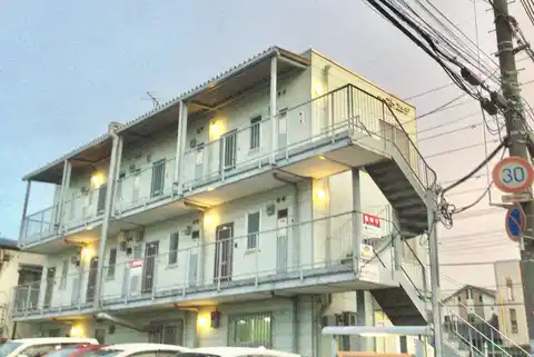 イーストエッヂ