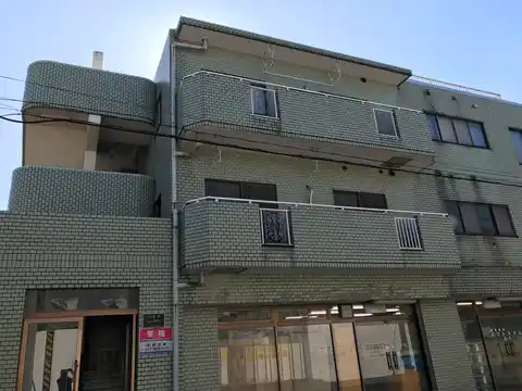 リバーサイド