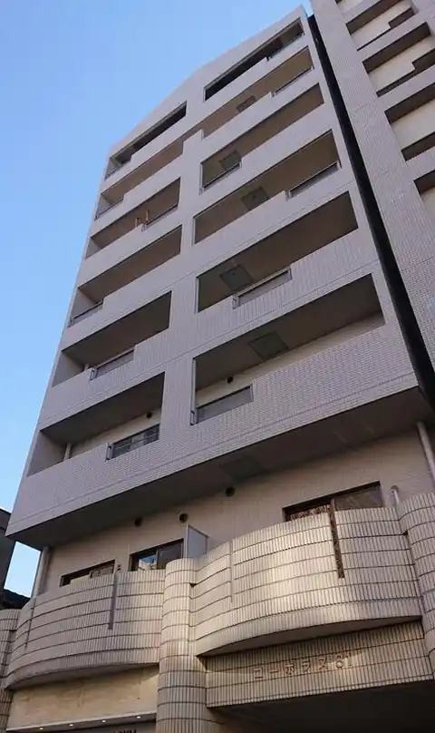 コーポラス81