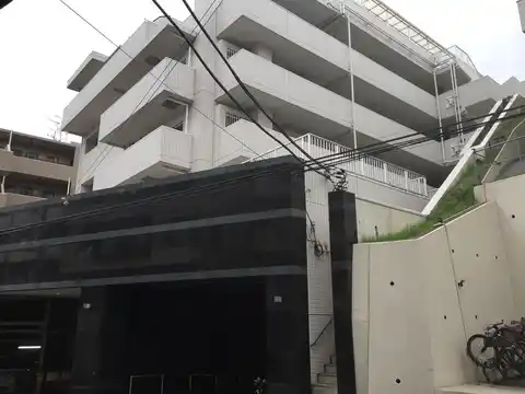 ランドステージ横濱鶴見