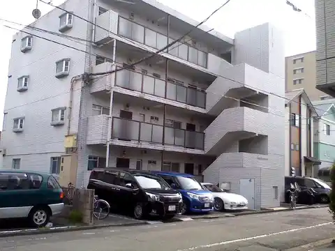 フローラマンション氷川