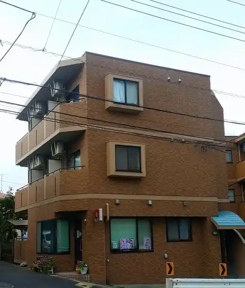 グローリーハイツ