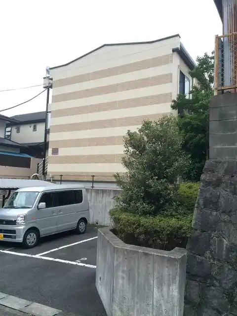 レオパレスアルファード