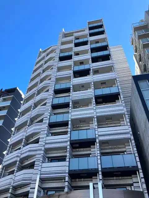 プレール・ドゥーク東新宿III
