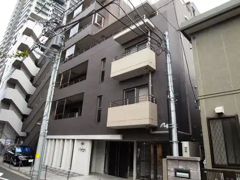 アジュール新杉田