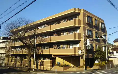 青葉台ヒルズ