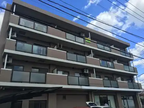 宝メゾン小仲台