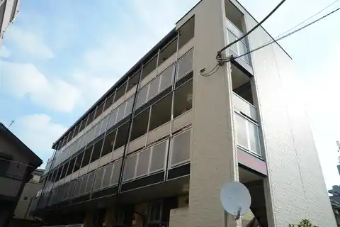 レオパレスベルリバティー