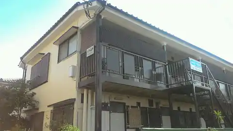 ハイツ山中