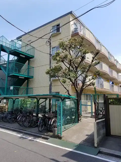 コーポウィステリア