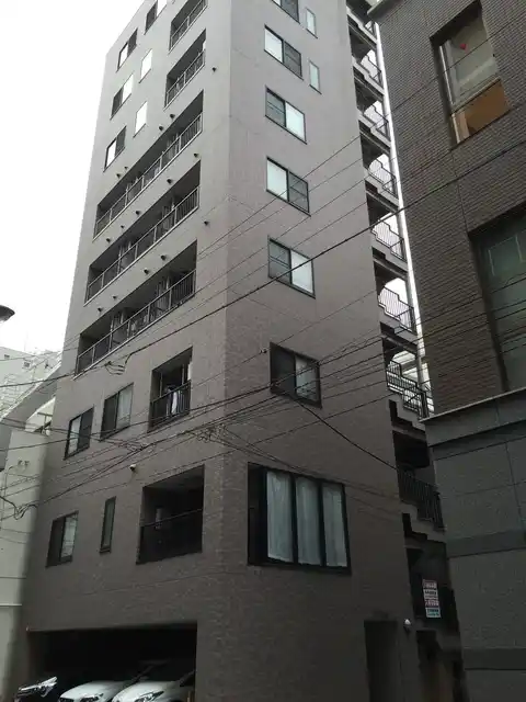 ロワール大手町