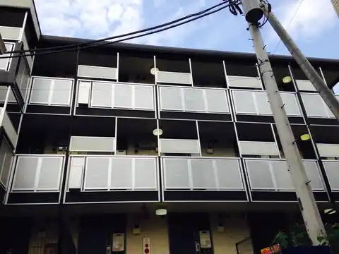 レオパレスヴィヴレ
