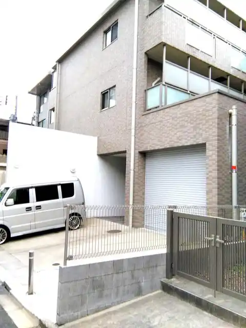 アートスクエア