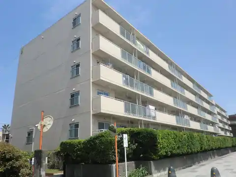 コーポ鵠沼 A棟