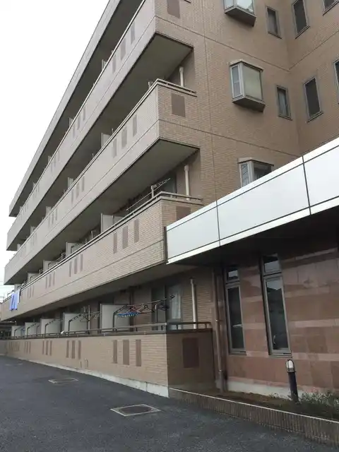 ヒルズ三橋