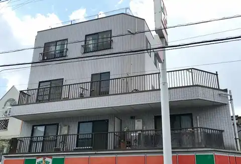 メゾンナカムラ