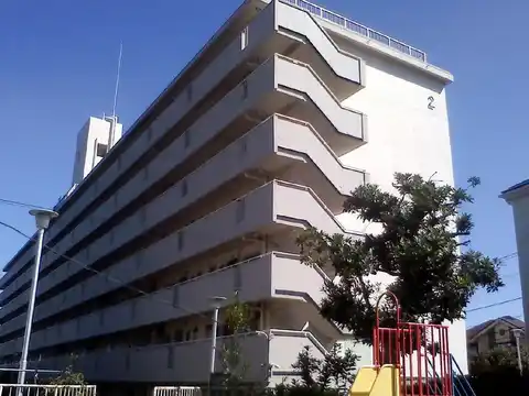 しらとり台住宅2号棟