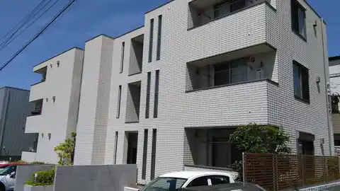 イースタンパレス