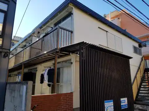 セントラルニシ