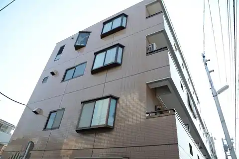 クレセントハイム