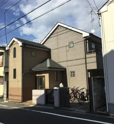 フラッツ・F