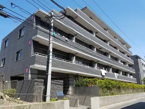 メゾンレギューム
