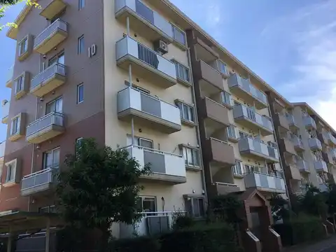 桜苑西の原10号棟