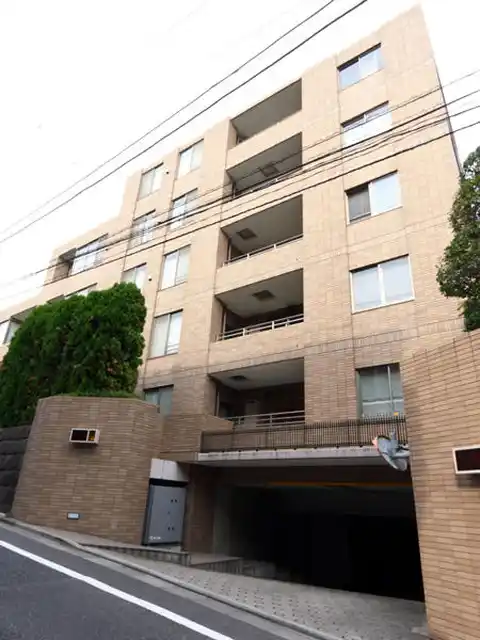 ヴェーゼント市ヶ谷