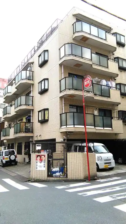 メゾン本町