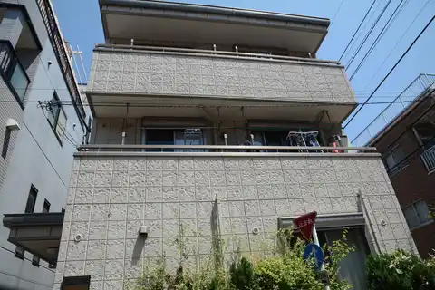 メゾンプルミエ