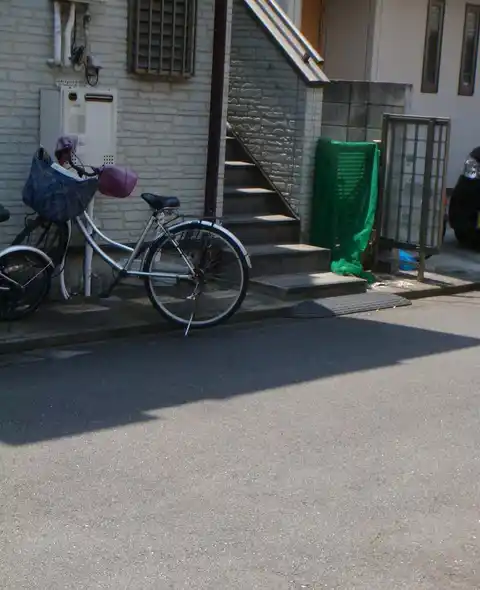 ウッディハウス