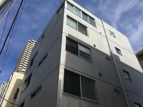 J CUBE